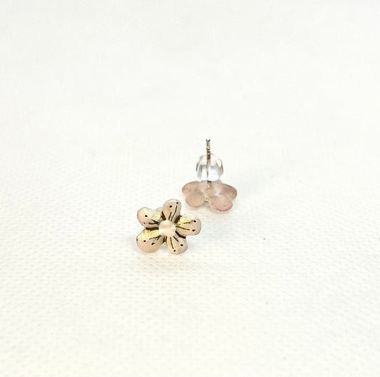 Handmade White Flower Earrings