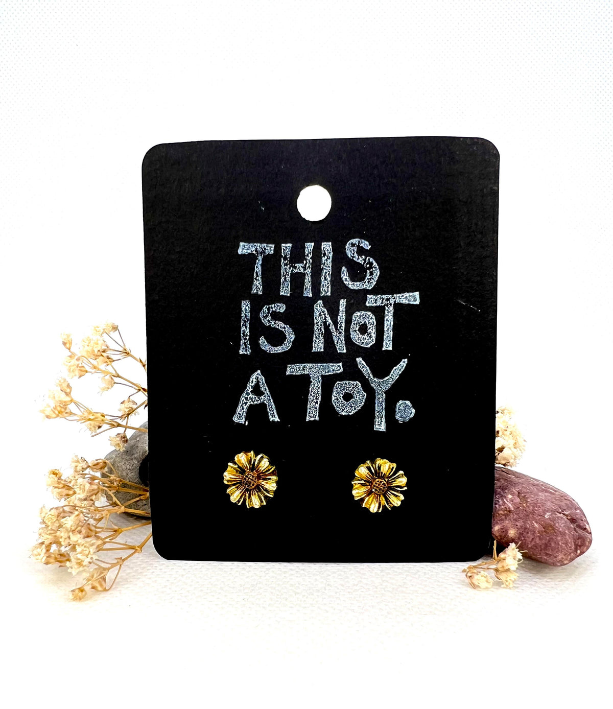 Rustic Gold Daisy Stud Earrings