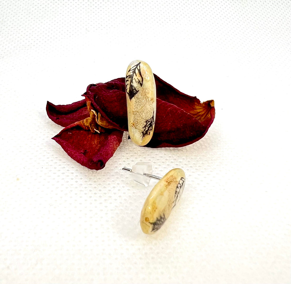 Linden (Tilia cordata) Leaf Skeleton Stud Earrings — Falling Leaves, Gold Shimmer